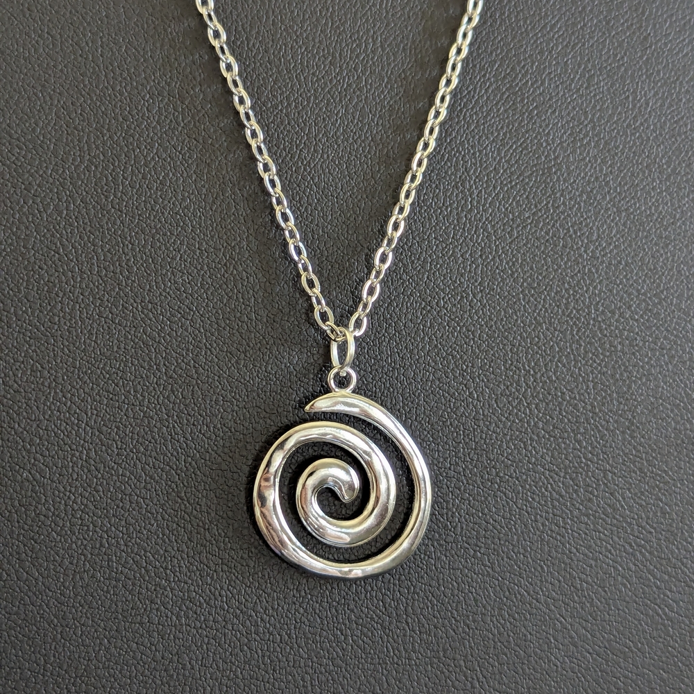 Elegant Silver Swirl Pendant Necklace